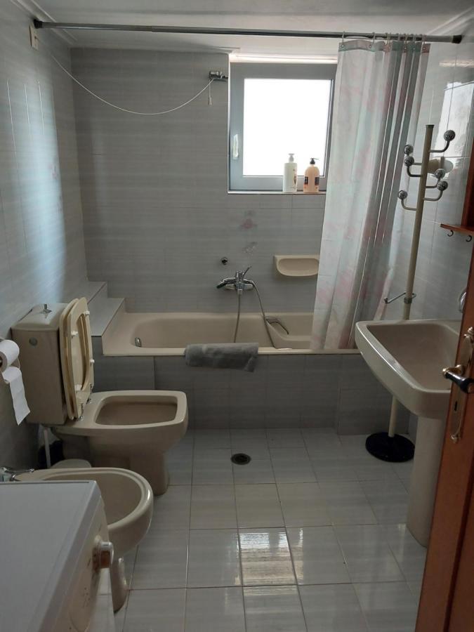 Passatempo Casa - 3 Bedroom Apartment Close To The Swimming Pool Gerani  Exterior photo